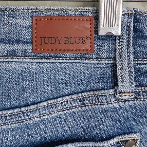 Judy Blue Mid Rise Sz 7 /8 Stretch - Picture 9 of 12